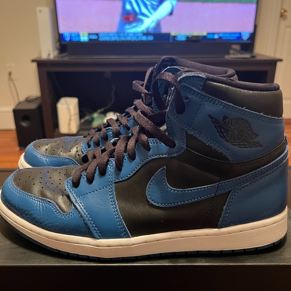 Jordan 1 Retro High Top OG Marina Blue Size 10 Men’s